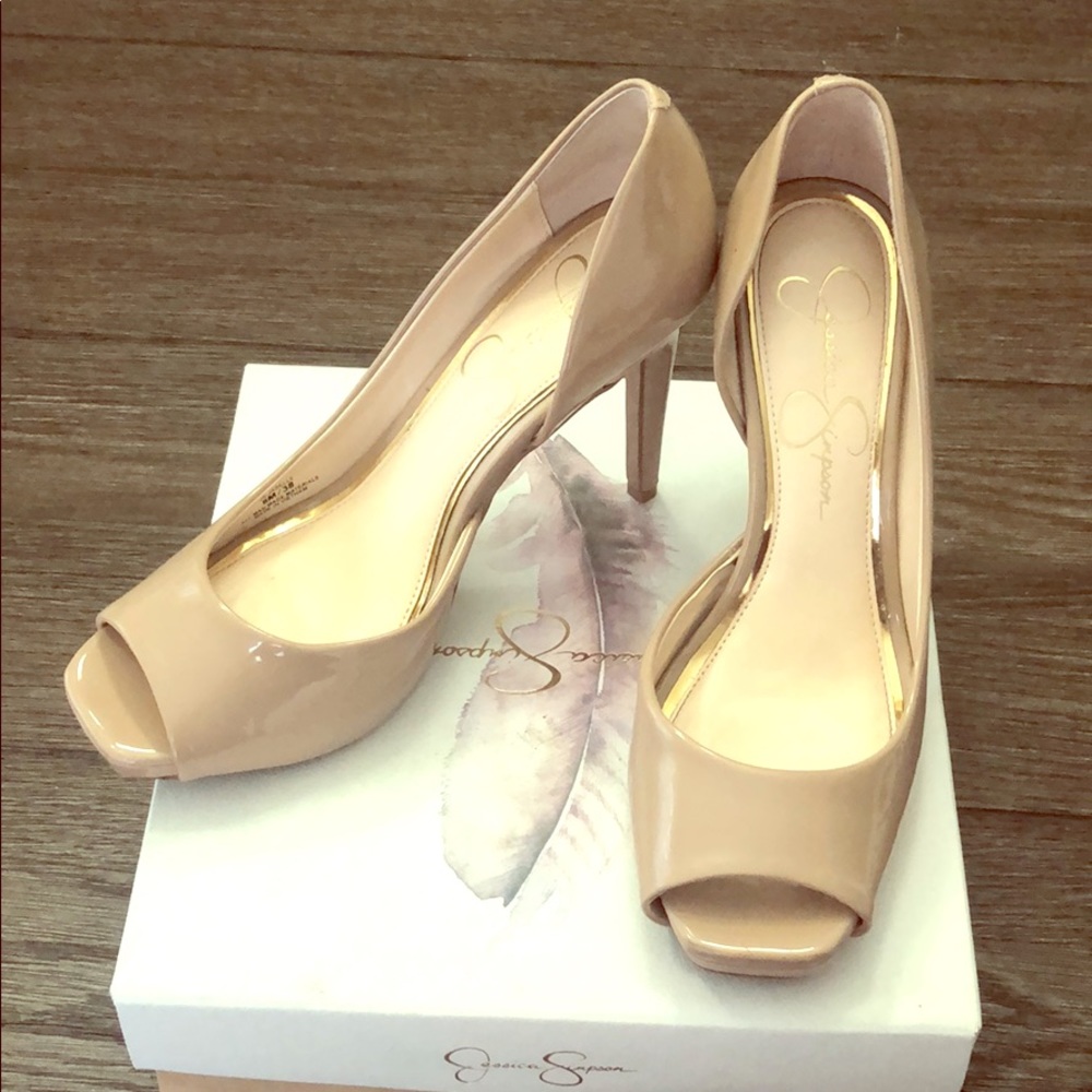 Jessica Simpson Nude Pumps